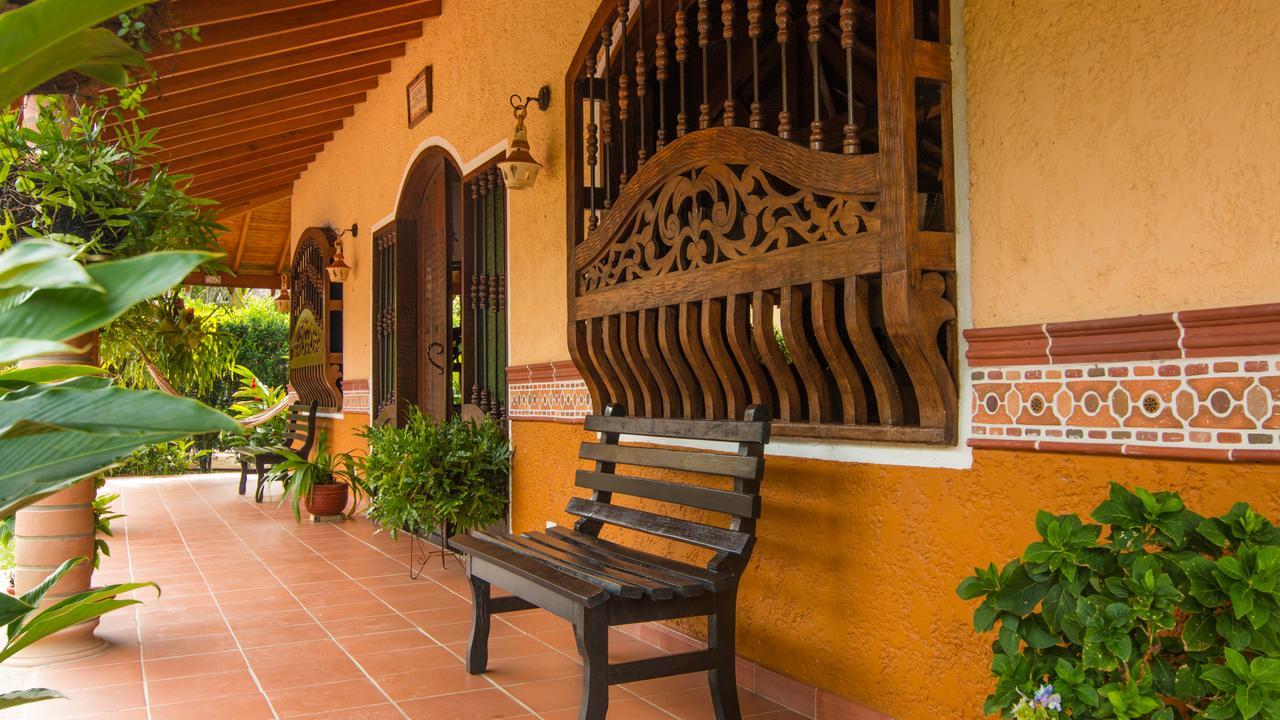 Hosteria Tonusco Campestre Santa Fe de Antioquia Exterior foto