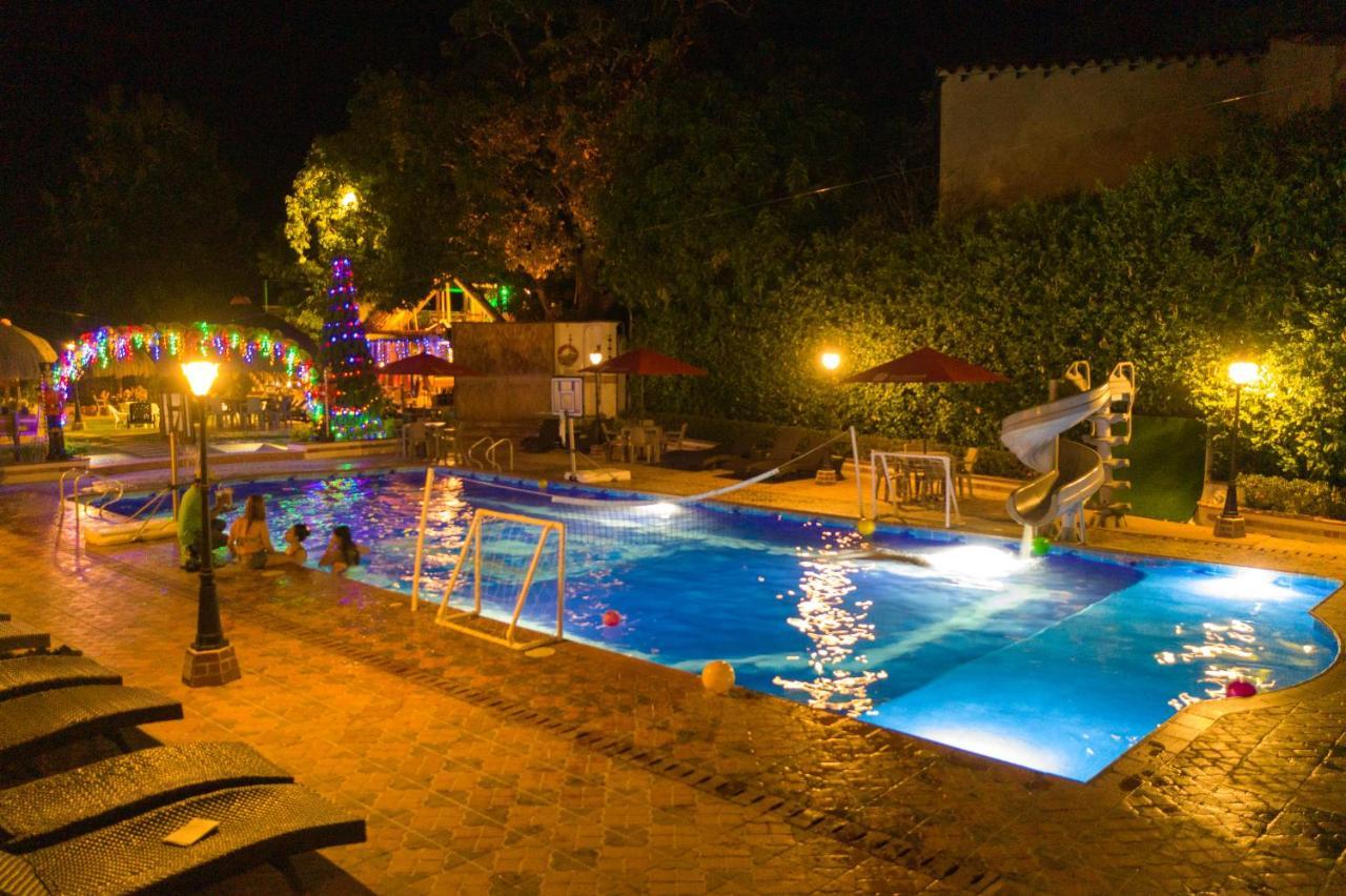 Hosteria Tonusco Campestre Santa Fe de Antioquia Exterior foto